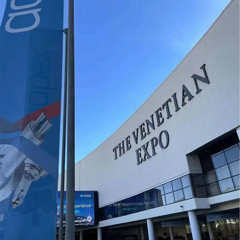 Luxfighter Mașină LED, prezentată în AAPEX 2023 LAS VEGAS